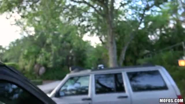 Kelsi Monroe – Glamorous PAWG Fucks Camera Guy [480p]