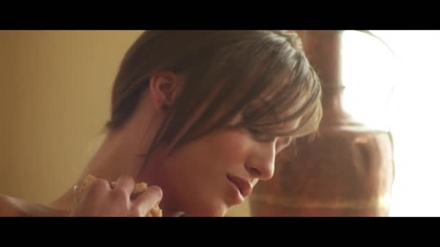 2013-10-13 Magazine Malena Morgan [1080P]