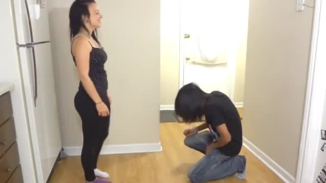 Sweet Home Ballbusting Compilation [720P]