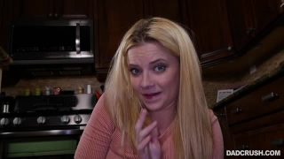 Riley Star – Family Therapy [1080P]
